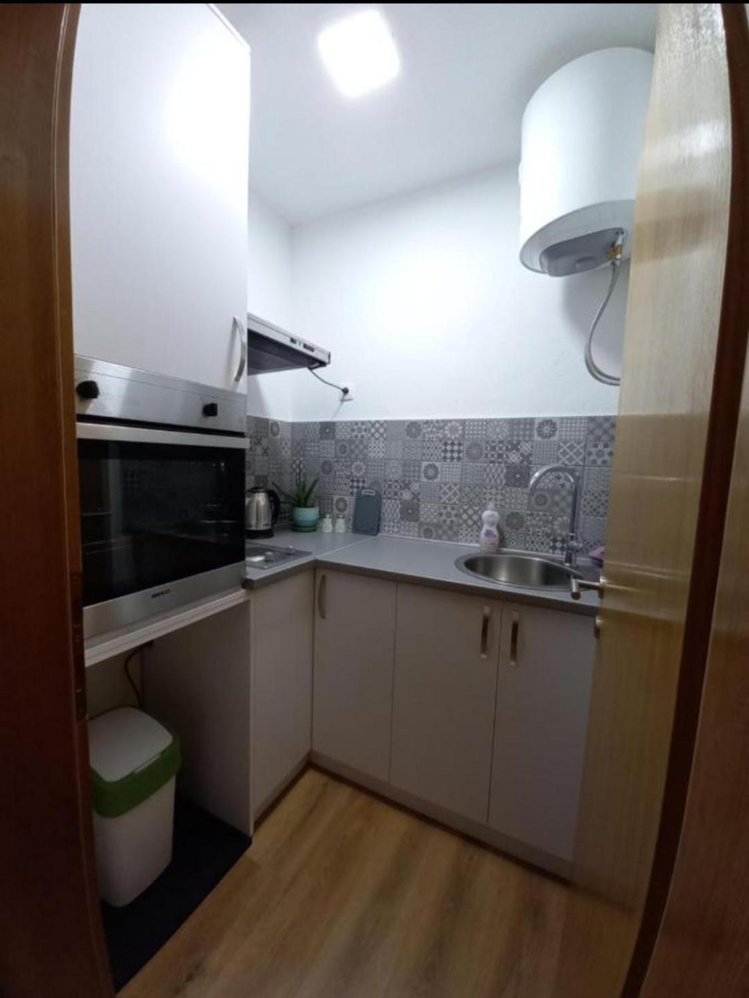 Luna APARTMANI Mostar Habitación foto